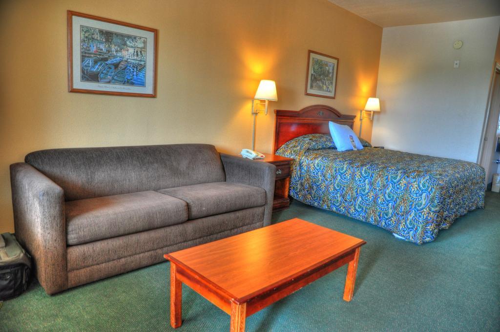 Lone Star Inn And Suites ビクトリア エクステリア 写真