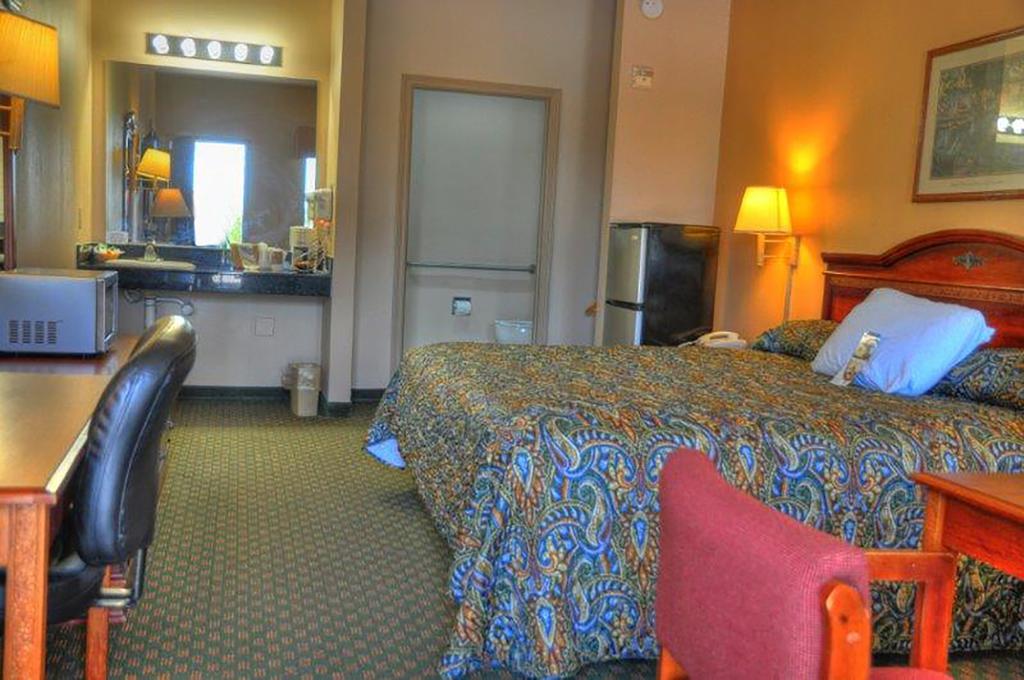Lone Star Inn And Suites ビクトリア エクステリア 写真