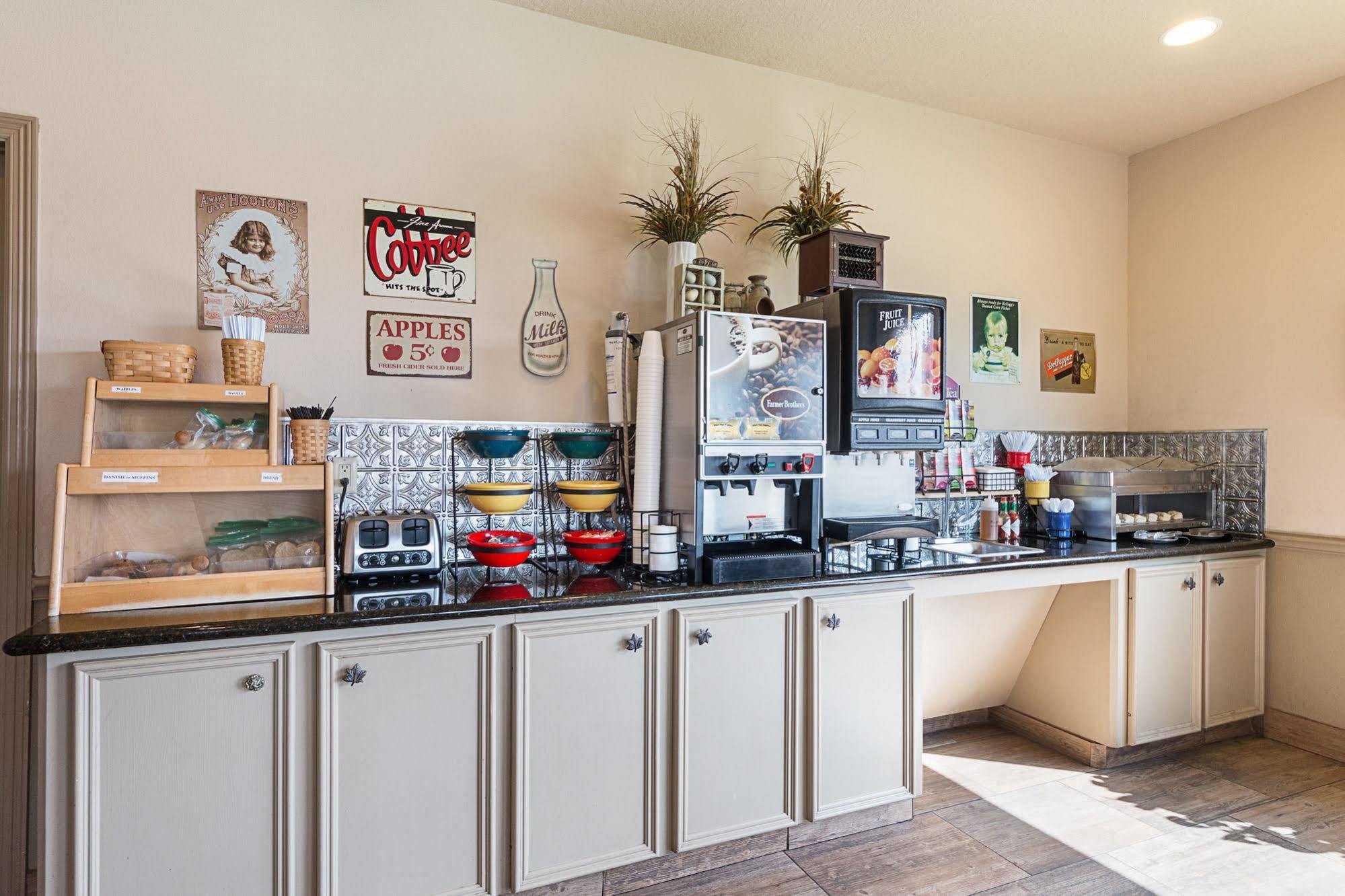 Lone Star Inn And Suites ビクトリア エクステリア 写真