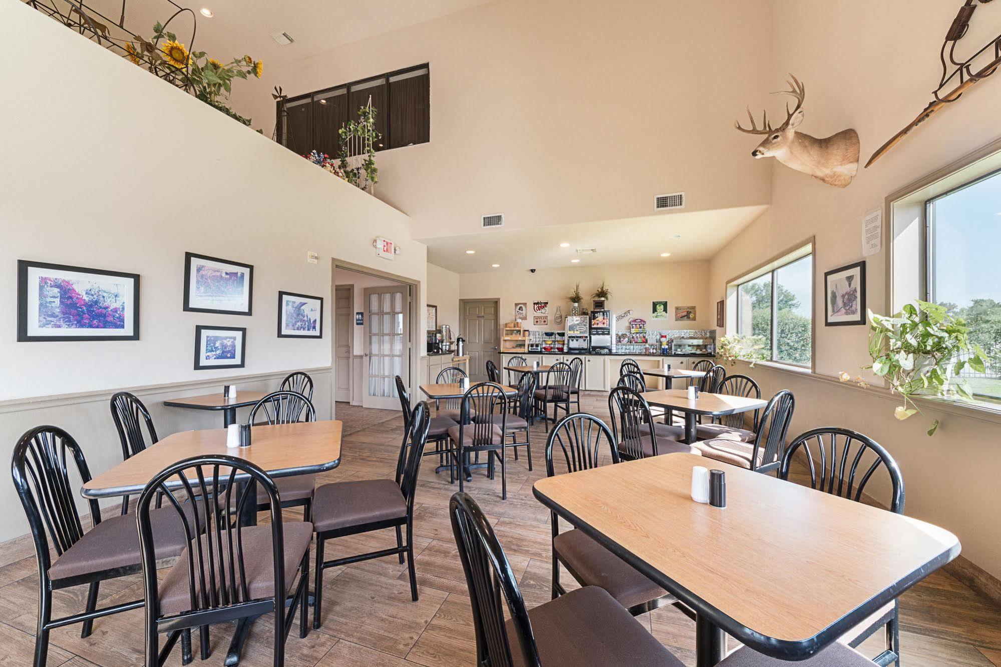 Lone Star Inn And Suites ビクトリア エクステリア 写真